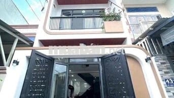 Nhà chính chủ tự xây mới, nằm cách cây xăng 75 1km, sổ sẵn công chứng