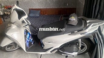 Honda SH màu Trắng 50 km