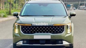 Kia Carnival Signature 2025 12000 km