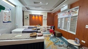 SIÊU PHẨM TRẦN CUNG - GẦN Ô TÔ - MẶT TIỀN RỘNG - BAY NHANH. 