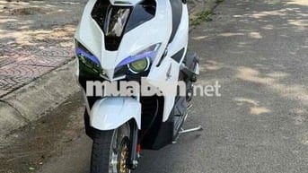 Honda Air Blade Trắng