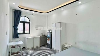 STUDIO SIÊU HIẾM, FULL NỘI THẤT-THANG MÁY SÁT CẦU NGUYỄN VĂN CỪ