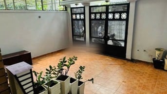 VILLA MINI Q.10 – SÂN RỘNG ĐẬU Ô TÔ, KHÔNG GIAN CỰC CHILL