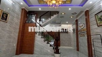 Nhà Cho Thuê có máy lạnh .5/11m - 3 lầu Gần tây lân bến lội - quốc lô