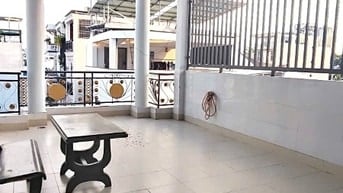 Bán nhà lê đức thọ, 4 x 16m, 4 Tầng, hẻm ô tô, giá 6.7 tỷ