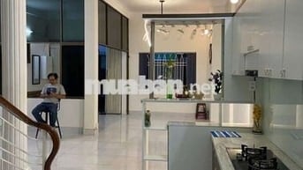 Chính Chủ cần Bán Gấp Hẻm Xe Hơi Phú Nhuận