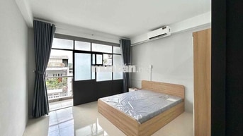 🌷PHÒNG TRỌ studio có BAN CÔNG RIÊNG, Tách Bếp, FULL Nội Thất, dịch tốt