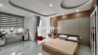 PENTHOUSE NGAY PHAN XÍCH LONG SUPERVIP