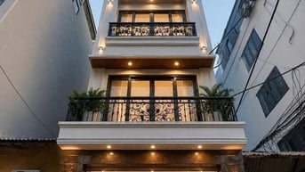ĐỘI NHÂN 6 TẦNG THANG MÁY - 55M - OTO VÀO NHÀ - NGÕ THÔNG - GẦN PHỐ