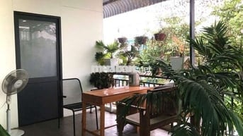 cho thuê nhà 3 lầu st 3pn full nội thất thấy Trần v Đang Q3