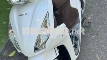Honda Vision 2020 trắng