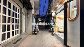 Nhỉnh 3 Tỷ HXH ngay Bình Thạnh gần Chợ Bà Chiểu full nội thất