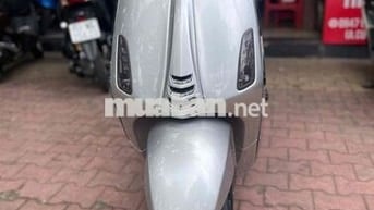 Piaggio Vespa 2021 Bạc