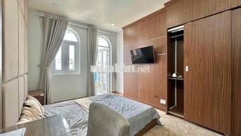 1 phòng ngủ ban công phố Phan Đăng Lưu gần Cầu Bông chợ Bà Chiểu Q1 Q3
