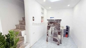 💥💥💥Hơn 5 Tỷ - hộ khẩu Hoàn Kiếm , vài phút ra phố Phan Đình Phùng , Qu