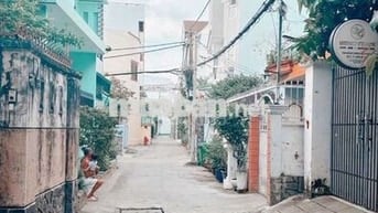 cho thuê nhà hẻm tải 2pn Ngô Đức kế p12 Q.BT
