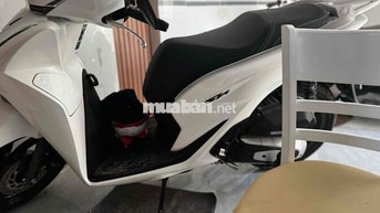 Honda SH125i CBS 2026 Trắng