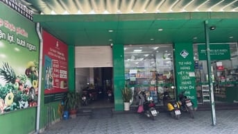 Cho thuê tầng trệt nhà mặt đường Nguyễn Duy Trinh  P Phú Hữu Quận 9 cũ