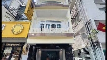 Nhà góc 2mt Nguyễn Thị Minh Khai Q1. 1 trệt 2 lầu, giá chỉ 50tr