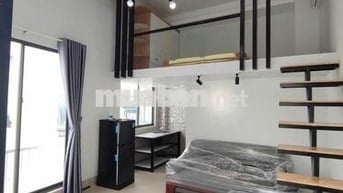 Căn hộ ngay trung tâm Q4 siêu rộng