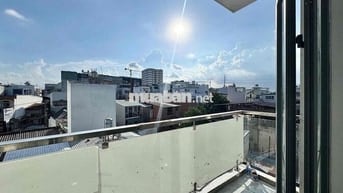 CHO THUÊ PHÒNG CÓ GÁC BAN CÔNG FULL NỘI THẤT GIÁ HẠT DẺ NGAY TRUNG TÂM