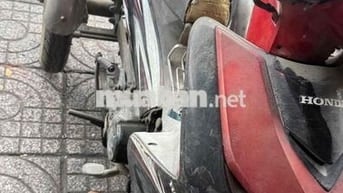 Xe máy ba bánh Honda Đỏ bạc