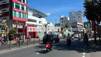 Nợ ngân hàng bán lỗ nhà 4lau MT Phạm Hùng,Q8,5.5x17m,KD ngay,17ty