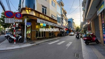 🔥 LÔ GÓC KINH DOANH – DÒNG TIỀN ỔN ĐỊNH NGAY TRUNG TÂM 🔥  ✔ Nhà 3 tầng