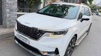 Kia Carnival 2023 Premium ghế thương gia