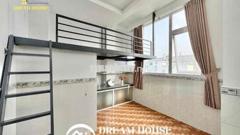 PHÒNG TRỌ CÓ GÂC CỬA SỔ THOÁNG MÁT GÁC CAO ĐỨNG ĐƯỢC NGAY NGÃ TƯ 4 XÃ