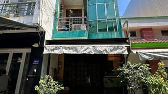 Bán nhà riêng 3 tầng đẹp tại 38/1/4 Đô Đốc Long, giá siêu hời 6,3 tỷ, 