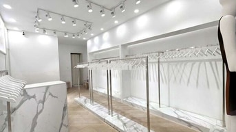 Cần sang nhượng lại mặt bằng Shop Quần áo ở Phạm Văn Thuận