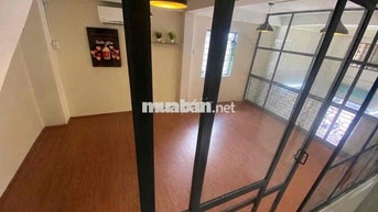 CHIA SẺ MẶT BẰNG TRỐNG TẦNG LỬNG