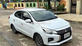 Mitsubishi Attrage model 2022 số sàn màu trắng