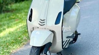 Piaggio Vespa 125cc 2015 Siêu Keng.Máy Zin Chạy Êm