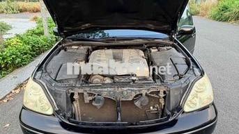 Lexus LS430 màu Đen