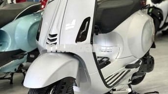 Piaggio Vespa Sprint Bạc Porsche