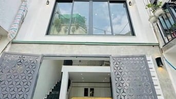Bán lỗ nhà Sư Vạn Hạnh, Quận 10. Giá 4,45 tỷ, 48m2, hẻm xe hơi 4m
