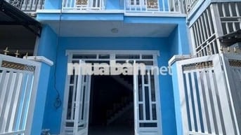 Nhà chính chủ mới xây hoàn toàn, khu vực cầu lớn Hóc Môn, sổ riêng