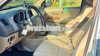 Toyota Fortuner Bạc 7 chỗ chính chủ