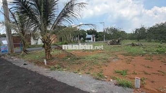 MẶT TIỀN NHỰA NGAY GẦN CHỢ PHƯỜNG BÌNH LỘC THÀNH PHỐ ĐỒNG NAI