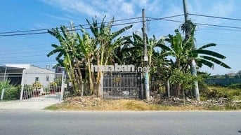 Đất làm nhà vườn (10x41) ngay Củ Chi gần BV Xuyên Á, giá 715tr SHR.