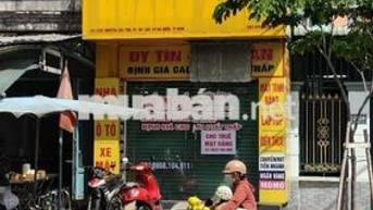 Nhà mặt tiền đường Nguyễn Ảnh Thủ, Bà Điểm