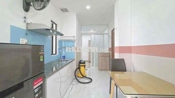 Cho thuê căn hộ 2pn 2wc thang máy bảo vệ full nt ở CMT8 Quận 10