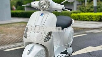 Piaggio Vespa 125 3v Fi Trắng