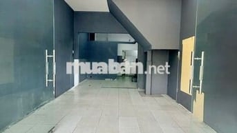 Nhà 2 lầu 3PN mặt tiền đường 30-4 chỉ 15 triệu