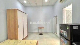 Chính chủ- Phòng ban công- an ninh, yên tĩnh- Quận 12- chỉ 3.2 triệu
