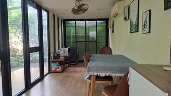Cho thuê nhà Vườn , mặt đường số 12m  P Bình Trưng Đông , Quận 2 cũ 