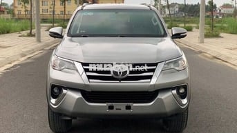 Toyota Fortuner 2018 1 cầu Bạc xe chính chủ từ mới