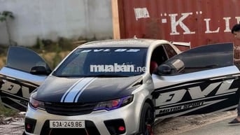 Kia Forte màu Bạc
